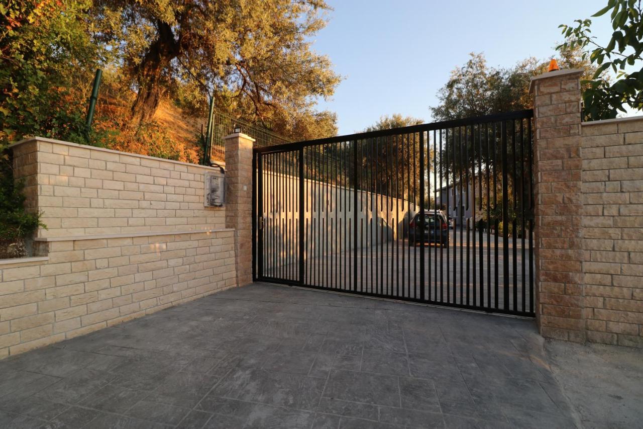 Vila Elarad Vlorë Exterior foto